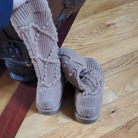 UGG Shoes - Uggs cardy knit boots size 9